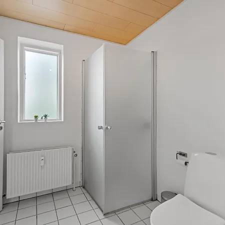 公寓 Bright And Spacious 3 Bedroom With Balcony Close To The *