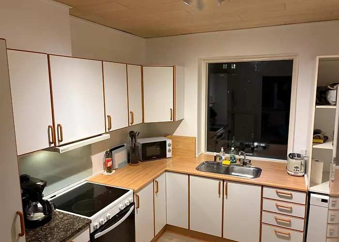 Bright And Spacious 3 Bedroom With Balcony Close To The Aabenraa